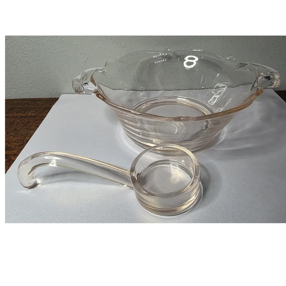 Pink Depression Glass Scallop Edged Bowl with Handles - 7